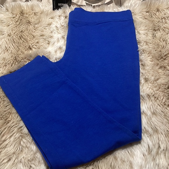 Medium size crop leggings beautiful blue - Picture 2 of 3
